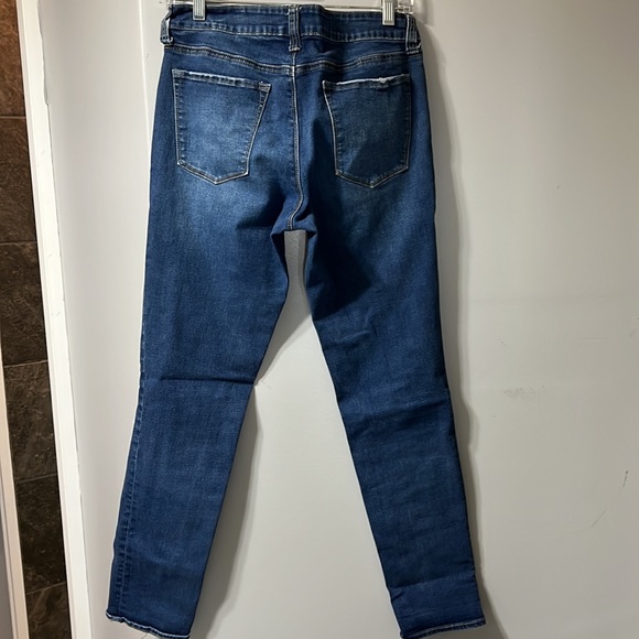 Jeans - Picture 8 of 9